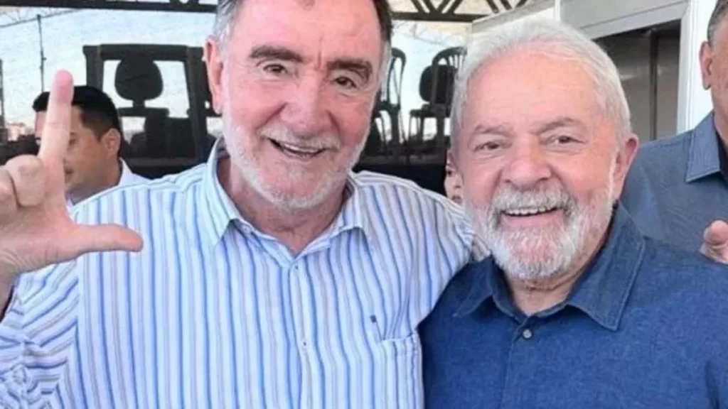Patrus Ananias e a nova fase da disputa política em Minas Gerais Patrus Ananias e a nova fase da disputa política em Minas Gerais