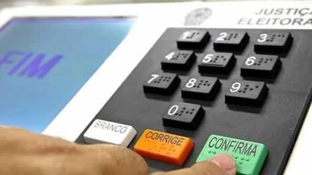 Chapas para Governo de Minas seguem indefinidas a uma semana das convenções