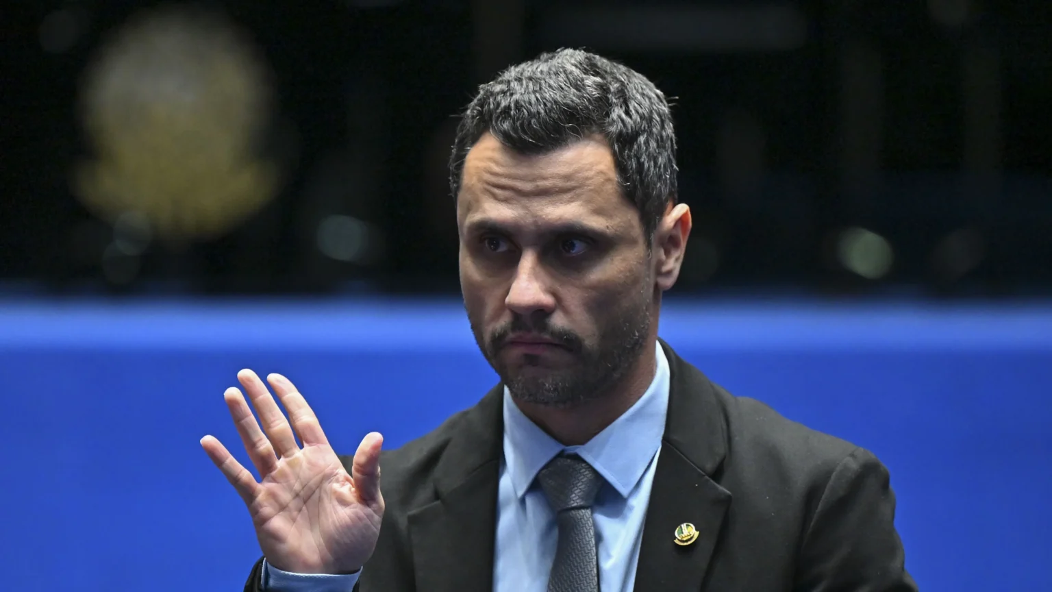 Disputa pelo Governo de Minas Gerais se Reconfigura após Saída de Cleitinho Disputa pelo Governo de Minas Gerais se Reconfigura após Saída de Cleitinho