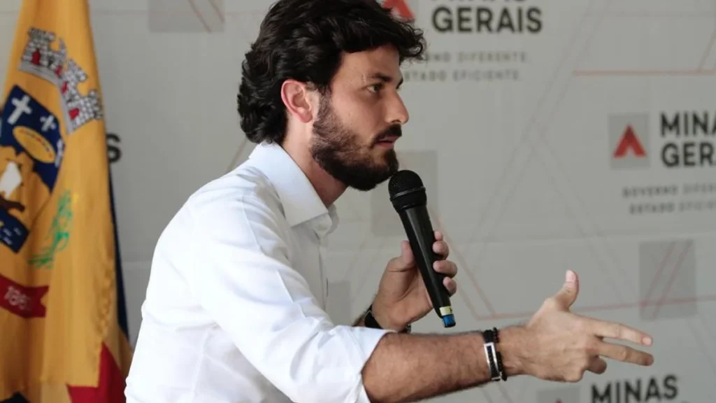 Marcelo Aro articula ampla aliança de centro-direita para Minas Gerais Marcelo Aro articula ampla aliança de centro-direita para Minas Gerais